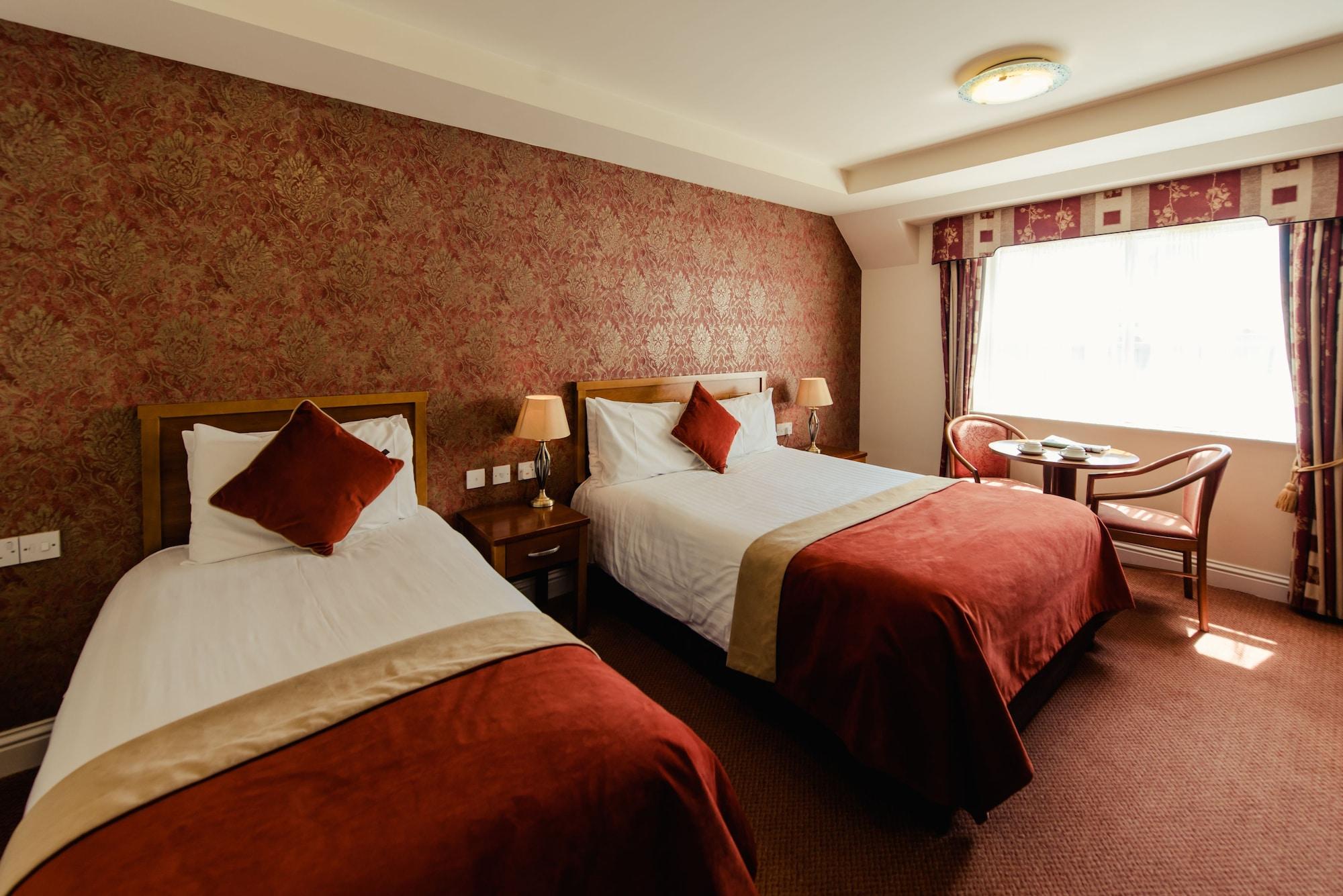 คาร์เนกี คอร์ท โฮเทล Hotel ซอร์ดส์ ภายนอก รูปภาพ