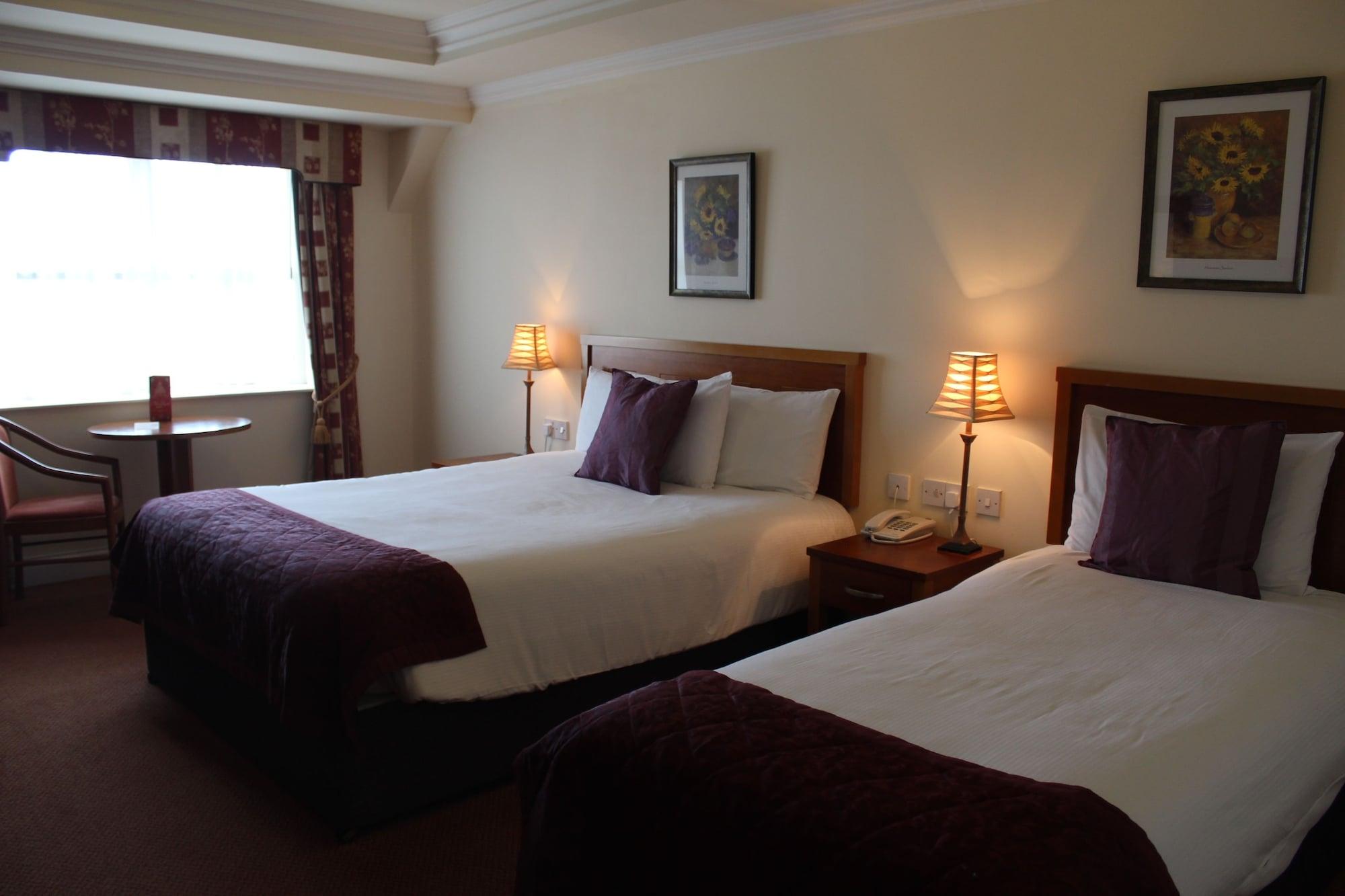 คาร์เนกี คอร์ท โฮเทล Hotel ซอร์ดส์ ภายนอก รูปภาพ